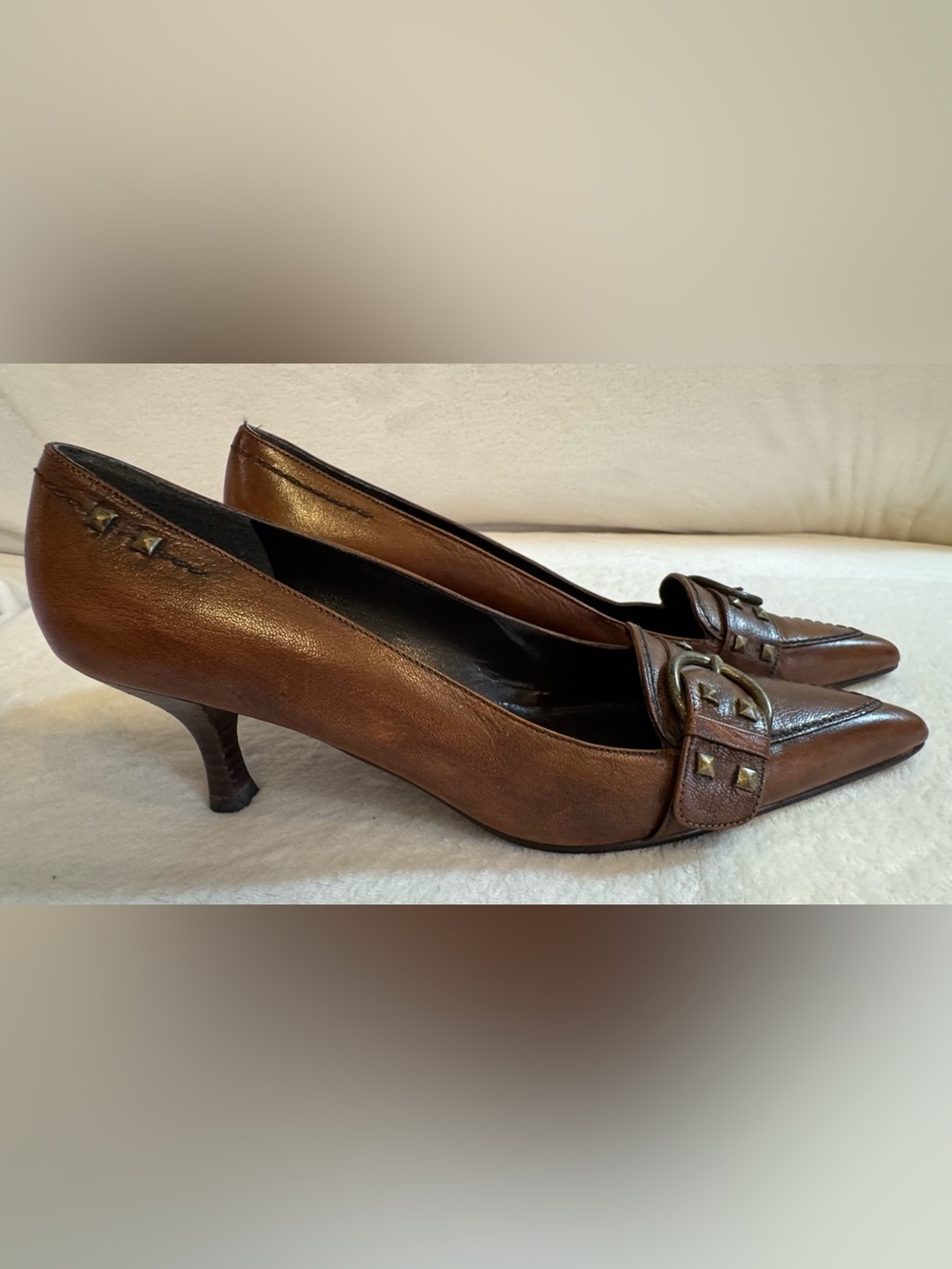 Stuart Weitzman Centralia Cafe Brown Leather Kitten Heel Pumps Size 9.5N